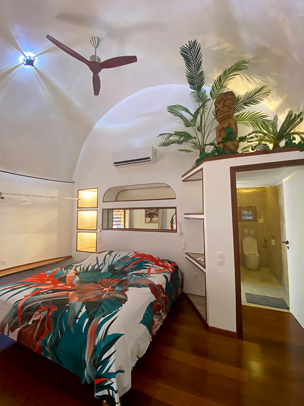 Bedroom of the CocoLove bungalow in Moorea